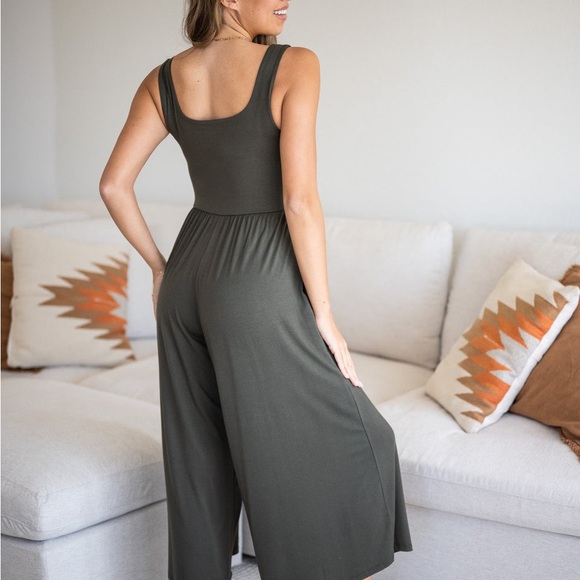 Sozy Chanel Jumpsuit in Forest Green - Picture 2 of 8